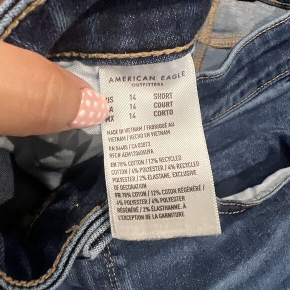American Eagle Womens Petite 14 Short High Rise Jegging Next Level Stretch - Picture 7 of 12
